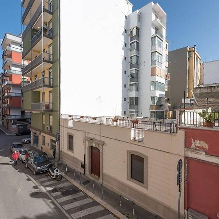 Апартаменты A Due Passi Dal Centro - Bari Policlinico Экстерьер фото