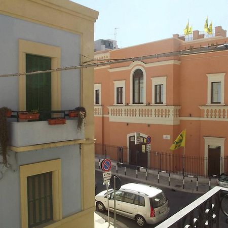 Апартаменты A Due Passi Dal Centro - Bari Policlinico Экстерьер фото