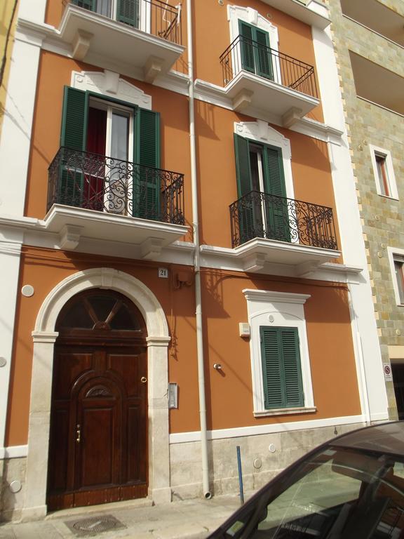 Апартаменты A Due Passi Dal Centro - Bari Policlinico Номер фото