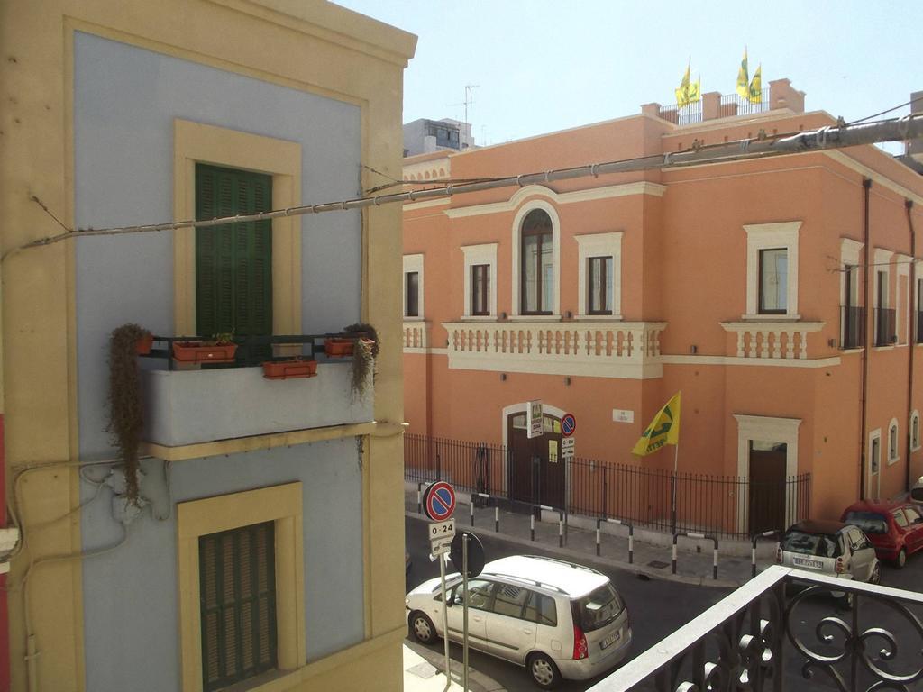 Апартаменты A Due Passi Dal Centro - Bari Policlinico Экстерьер фото